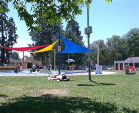 Manuka Pool - Accommodation ACT 1