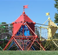 Fadden Pines Playground - Accommodation ACT