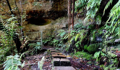 Gordon Falls Lookout And Picnic Area - Accommodation ACT 2