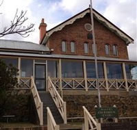 Historic Buildings Walking Tour - Accommodation ACT