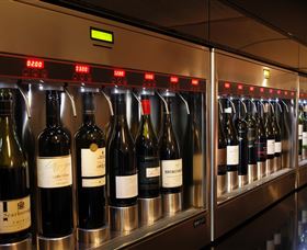 Small Winemakers Centre - Accommodation ACT 0