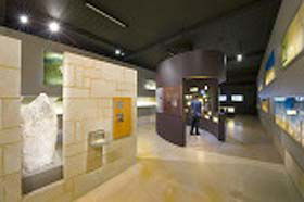 Pinnacles Desert Discovery Centre - Accommodation ACT 1