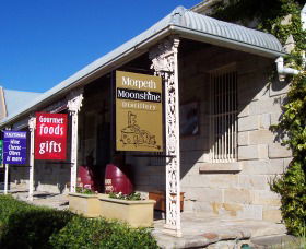 Morpeth Wine Cellars And Moonshine Distillery - Accommodation ACT 1