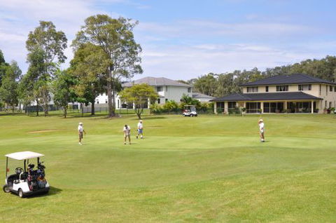Emerald Downs Golf Course - Accommodation ACT 3