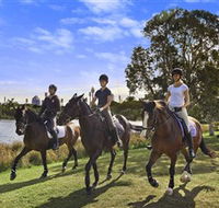 Centennial Parklands - Accommodation ACT