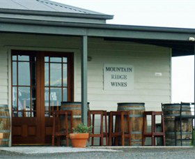 Mountain Ridge Wines - Accommodation ACT 0