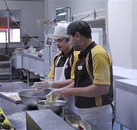 Poppy's Chocolate - Accommodation ACT