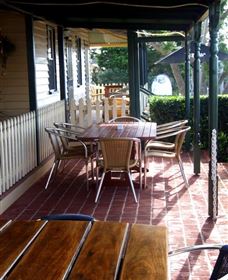 The Famous Tinonee Cafe And Gift Shop - Accommodation ACT 2