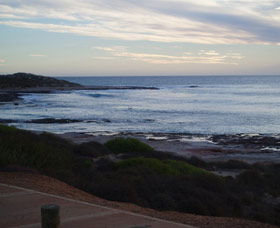 Jakes Point - Accommodation ACT 0