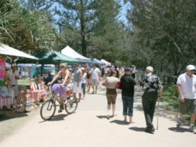 Coolangatta Art And Craft Markets - Accommodation ACT 2