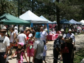 Coolangatta Art And Craft Markets - Accommodation ACT 3