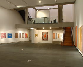 Glasshouse Regional Gallery - Accommodation ACT 0