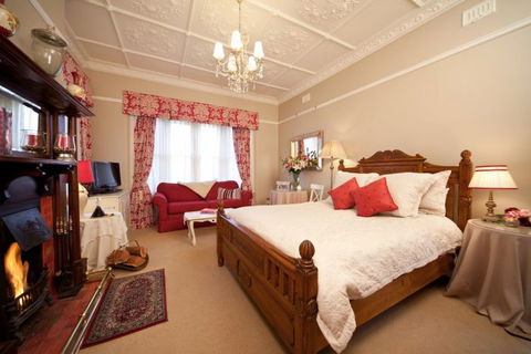 Melba House Bed And Breakfast - Accommodation ACT 2