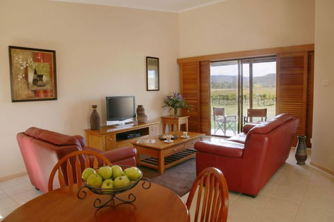 Nightingale Wines Luxury Villas - Accommodation ACT 0
