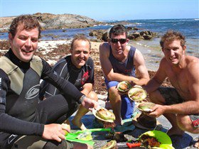 Goin' Off Safaris - Accommodation ACT 14