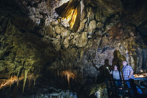 Ngilgi Cave Semi-guided Tour - Accommodation ACT 4