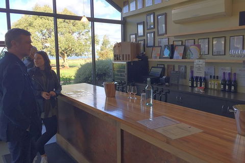Phillip Island Wine Experience Tour - Accommodation ACT 10