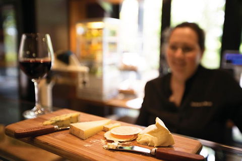 Small Group 6 Guests: Ultimate Yarra Valley Food And Wine - Mercedes Van - Accommodation ACT 9