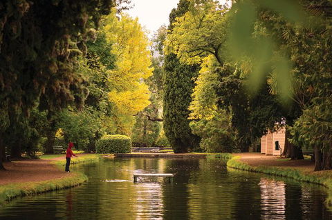 Small-group Tour From Hobart: Derwent River Valley And Coal River Valley - Accommodation ACT 5