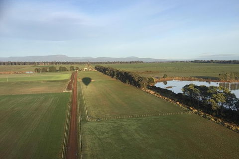 Hot Air Balloon Tasmania - Accommodation ACT 11