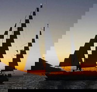 Magnetic Island Sunset Sail - Accommodation ACT