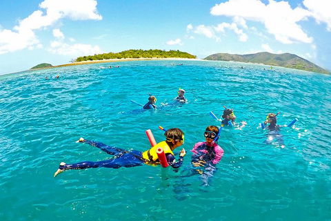 Whitsunday Island Boat Adventure - Accommodation ACT 3