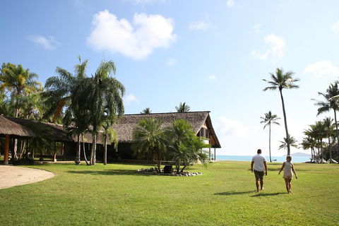 2-Night Whitsunday Islands Catamaran Cruise With Resort Stay From Airlie Beach - Accommodation ACT 0