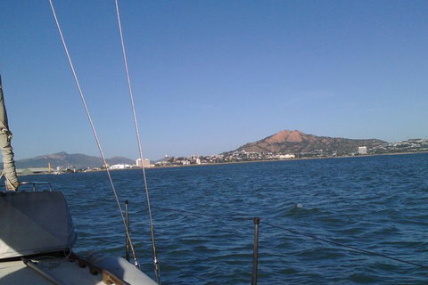 Townsville Early Morning Sailing Cruise Boat Tour - Accommodation ACT 0