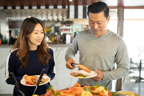 Dinner Buffet Cruise On The Gold Coast - Accommodation ACT 3