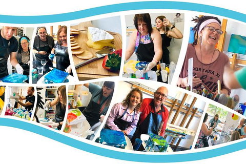 Try Pour Painting In An Artistâ€™s Studio! - Accommodation ACT 0