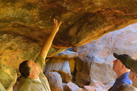 Uluru Small Group Tour Including Sunset - Accommodation ACT 9