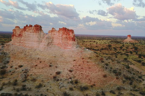 Chambers Pillar And Rainbow Valley 1 Day 4WD Tour - Accommodation ACT 11