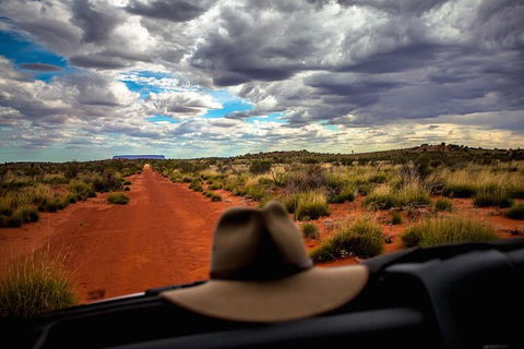 Mount Conner 4WD Small Group Tour From Ayers Rock Including Dinner - Accommodation ACT 0