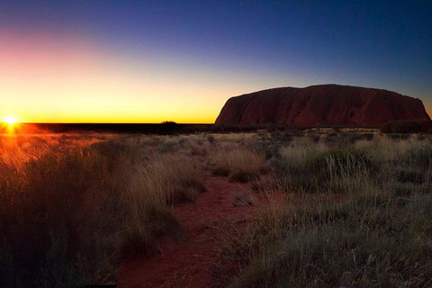 Uluru (Ayers Rock) Sunset Tour - Accommodation ACT 3