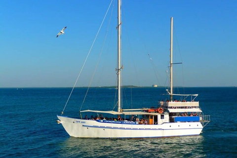 Darwin Sunset Dinner Cruise On Cape Adieu - Accommodation ACT 4