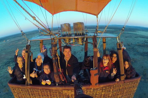 Early Morning Ballooning In Alice Springs - Accommodation ACT 3