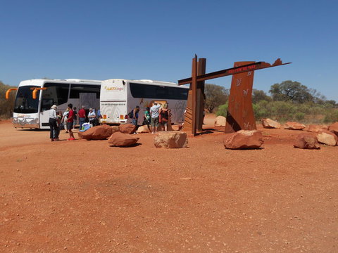 Uluru (Ayers Rock) To Alice Springs One-Way Shuttle - Accommodation ACT 2
