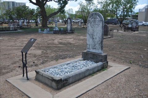 Palmerston Cemetery - Accommodation ACT 1