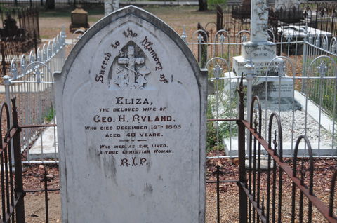 Palmerston Cemetery - Accommodation ACT 2