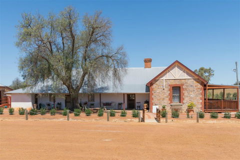 Slater Homestead - Accommodation ACT 0