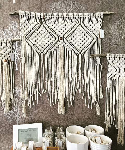 Under The Oak Handmade Gallery And Gifts - Accommodation ACT 2