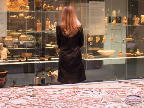 ANU Classics Museum - Accommodation ACT 0