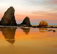 Glasshouse Rocks and Pillow Lava - Accommodation ACT