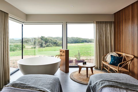 Lon Spa - Accommodation ACT 0
