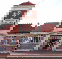 Merredin Town Hall - Accommodation ACT
