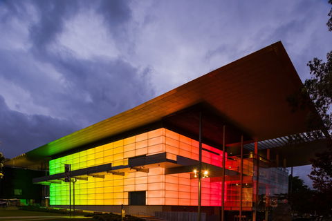 Queensland Art Gallery And Gallery Of Modern Art (QAGOMA) - Accommodation ACT 2