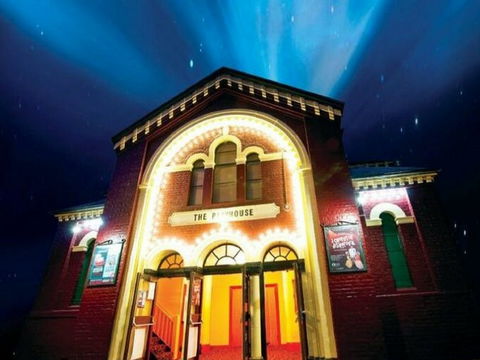 The Playhouse Theatre - Accommodation ACT 1