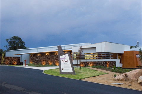 Varias Restaurant And Function Centre At The Queensland College Of Wine Tourism - Accommodation ACT 0