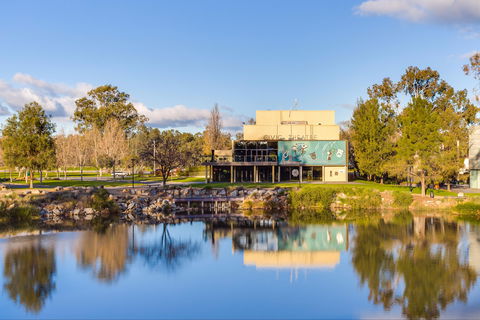 Wagga Wagga Civic Theatre - Accommodation ACT 1