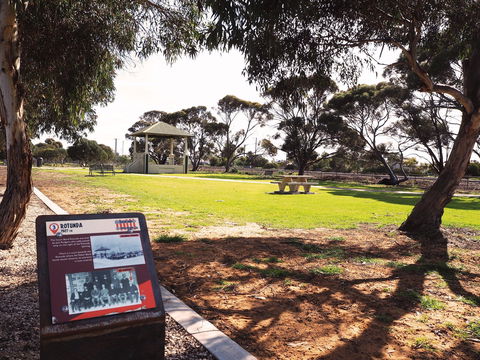 Tailem Bend Historic Rail Trail - Accommodation ACT 0